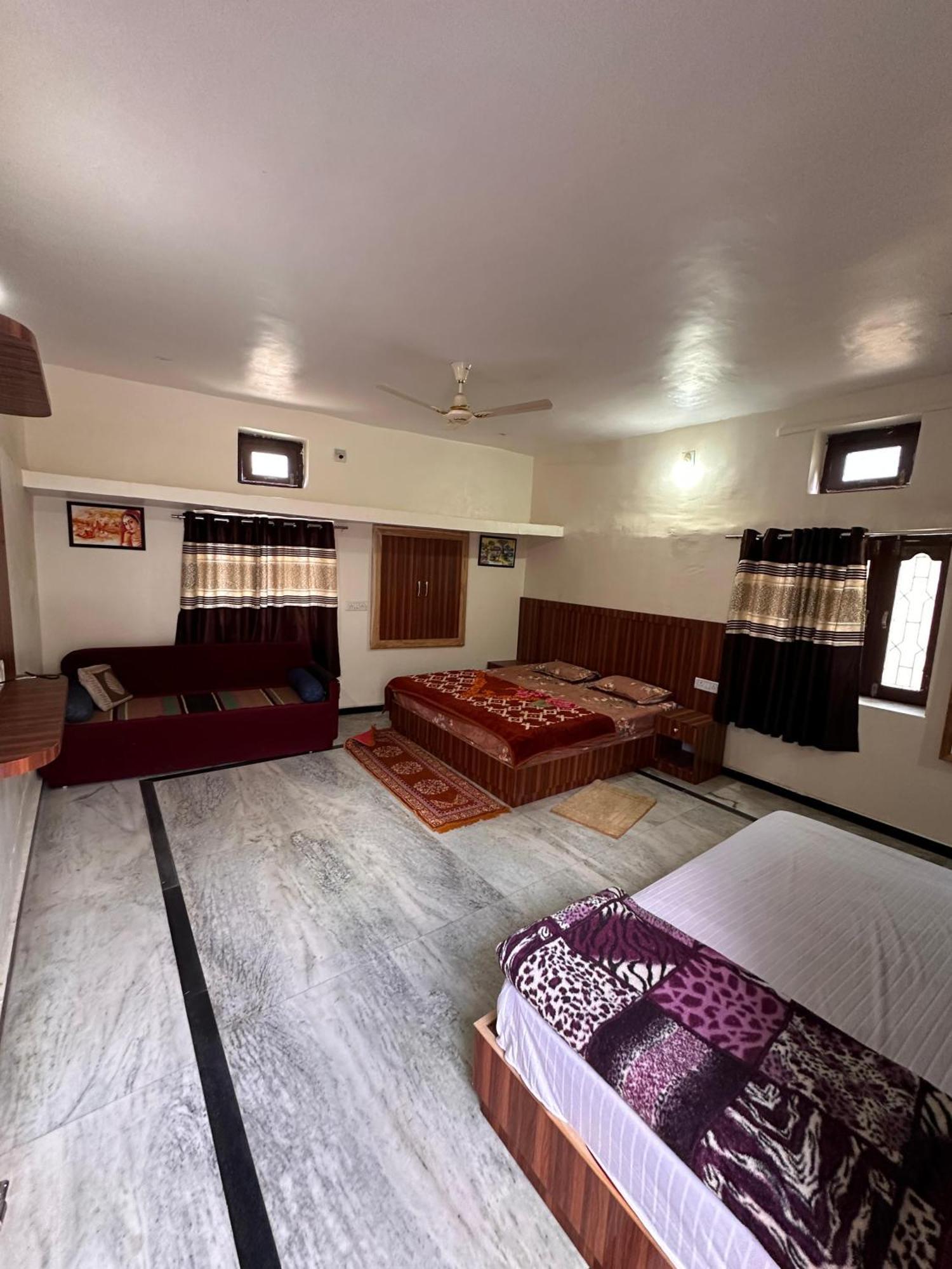 Laxmanji Villas Маунт-Абу Экстерьер фото